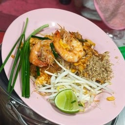 หอยทอด ผัดไทย ขนมผักกาด ร้านคุณน้ำฝน สาขาตลาดน้ำวัดตะเคียน