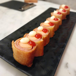 โรตีดับเบิ้ลไส้กรอก