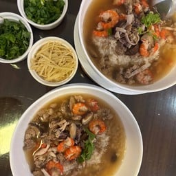 พบพลอย Delivery