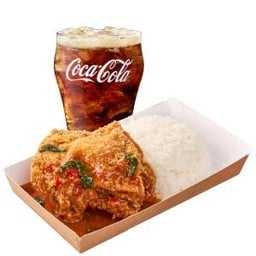 [อร่อยซ่ากับโค้ก] ชุดข้าวไก่ทอดแมค ซอสกะเพรา (L)