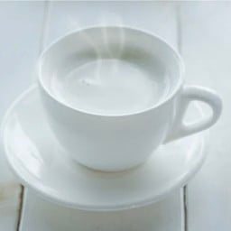 ขนมปังไส้ทะลักย่างเตาถ่าน & นมสดแท้ 100%