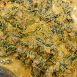 แกงคั่วหอยขม