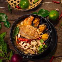 ต้มยำทะเลโป๊ะแตก