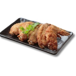 ปีกไก่ทอดน้ำปลา Crispy chicken wings with fish sauce