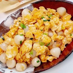กระเทียมโทนผัดไข่