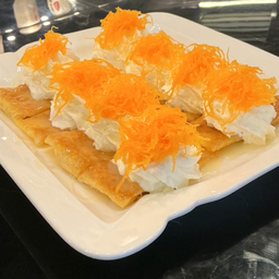 โรตีบางกรอบ วิปครีม ฝอยทอง