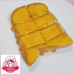 ปังปิ้งเนยนม ครัวในบ้าน