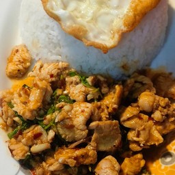 กระเพราไก่