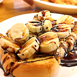 ขนมปังเนย กล้วย ช็อกโกแลต