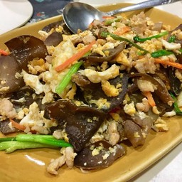 เห็ดหูหนูผัดไข่