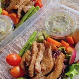 ข้าวหมูทอดน้ำพริก