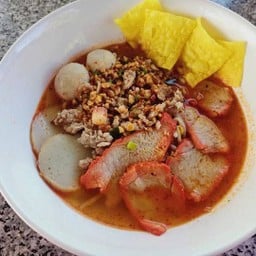 ก๋วยเตี๋ยวหมูน้ำใสต้มยำ