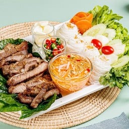 เส้นหมี่หมูย่างใบชะพลูชุดเล็ก