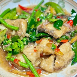 เนื้อปลาผัดฉ่า