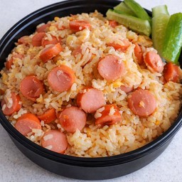 ข้าว ผัดไส้กรอก