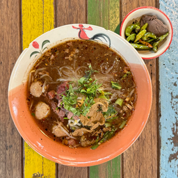 .ก๋วยเตี๋ยวกะปิ พริกจี่.