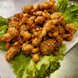 เอ็นไก่ทอดกระเที่ยมพริกไทย
