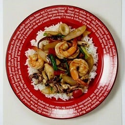 ทะเลผัดพริกไทยดำราดข้าวหอมมะลิ+ไข่ดาว