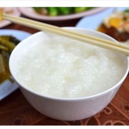 /Kc02 ข้าวต้มเปล่า  150  กรัม (กุ๊ย)