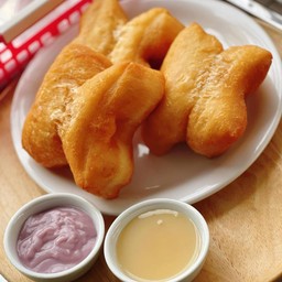 ปาท่องโก๋ - ชุดอิ่มคุ้ม + ดิปสังขยาเผือกและนมข้นหวาน