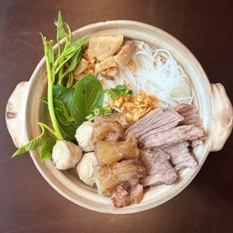ก๋วยเตี๋ยวเนื้อตุ๋น