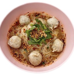 ลูกชิ้นเอ็นหมู (เลือกเส้น+น้ำ)