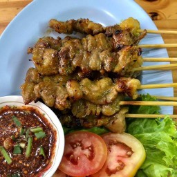 เนื้อย่าง เสื้อยิ้ม