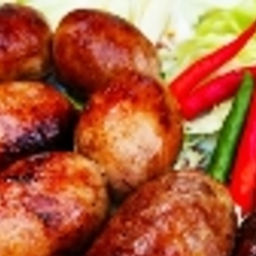 /KC56  ย่าง ไส้กรอกอีสาน (หมู ส..ขอนแก่น) 50 กรัม  (3 ลูก)