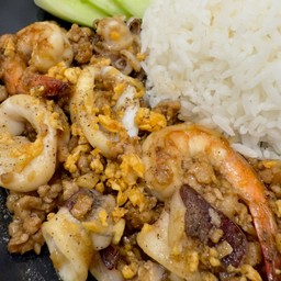 ข้าวกระเทียมพริกไทย ทะเล/รวมมิตร