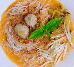 ขนมจีนน้ำยากะทิ (ชุดเล็ก)
