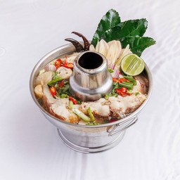 ต้มยำปลาทับทิมใหญ่