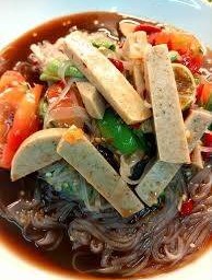 ตำเส้นเล็กหมูยอ ปลาร้า