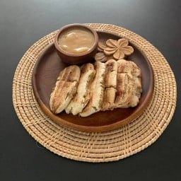 กล้วยปิ้งสองพี่น้อง-ก๋วยเตี๋ยวสุโขทัย by น้อง Cocoa สาขาเสรีไทย-ลาดพร้าว