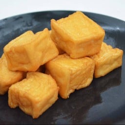 ลูกชิ้นทอดไม่อร่อยให้เตะ