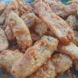 เจ๊กากล้วยทอด