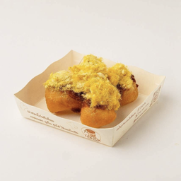 ปาท่องโก๋ราดซอสพริกเผาไก่หยอง