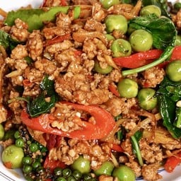 ผัดเผ็ดหมูสับ