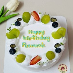 เค้กสตอเบอรี่บลูองุ่นไซมัส