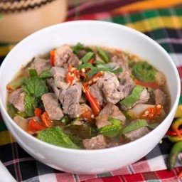 ออกลายแซ่บ (เนื้อน่องลาย)