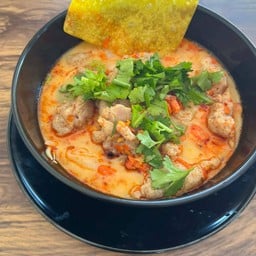 ก๋วยเตี๋ยวล้นชาม