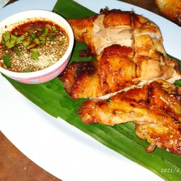 ไก่ย่างน่องสะโพก