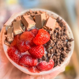 BingSu L สตอเบอรี่ ช็อคชิพ ไมโล คิทแคท2F