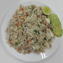 ข้าวผัดหมูสับ