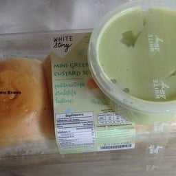 White Story Market Place ประชาอุทิศ