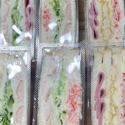 แซนวิชเลือกไส้ตามชอบ