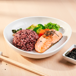 Teriyaki Salmon Riceberry (ข้าวไรซ์เบอร์รี่แซลมอนเทริยากิ)