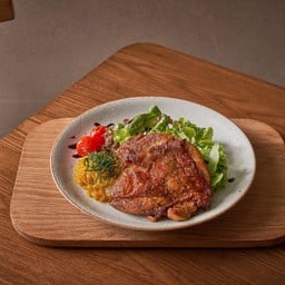 สเต็กไก่ย่างซอสฟักทอง