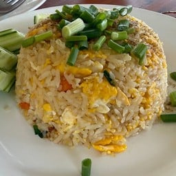 ร้านอาหารตามสั่งลุงปุ๊