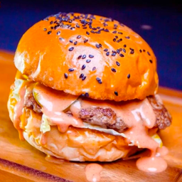 ชบาเบอร์เกอร์ (สตรีท) -