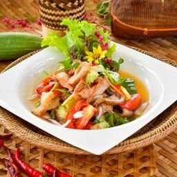 ยำคอหมูย่าง